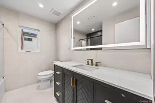 5 Warren Pl, Plainview, NY 11803 - Photo 19