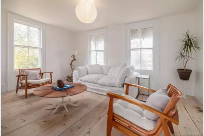 7220 Main Road, East Marion, NY 11939 - Photo 21