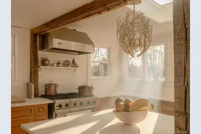 7220 Main Road, East Marion, NY 11939 - Photo 13