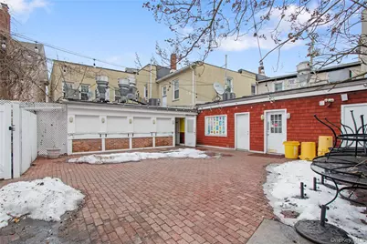 96 South Street #C, Oyster Bay, NY 11771 - Photo 5