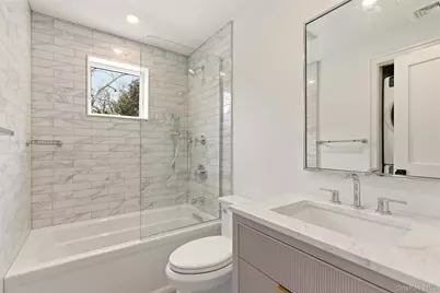 98 Burt Avenue, Northport, NY 11768 - Photo 7