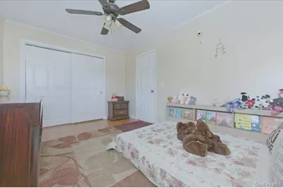 20 Honey Lane, Miller Place, NY 11764 - Photo 19