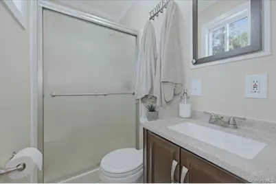 20 Honey Lane, Miller Place, NY 11764 - Photo 17