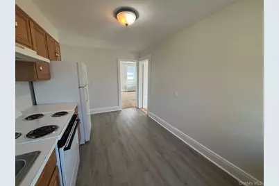 243 Glenville Road #2nd Floor, Greenwich, CT 06831 - Photo 9