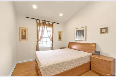 215 Constitution Place #179, College Point, NY 11356 - Photo 11