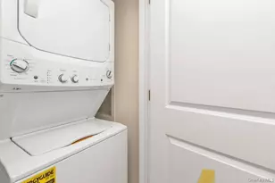 215 Constitution Pl, College Point, NY 11356 - Photo 13