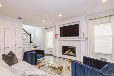 6 Valley Lane, Huntington, NY 11743 - Photo 5