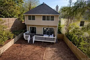 6 Valley Ln, Huntington, NY 11743 - Photo 41