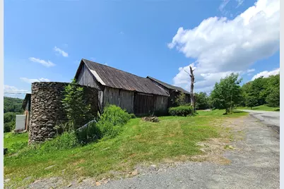 299-301 Stump Pond Road, Livingston Manor, NY 12758 - Photo 11
