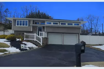 113 Lenore Lane, Centereach, NY 11720 - Photo 1