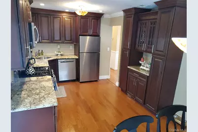 113 Lenore Lane, Centereach, NY 11720 - Photo 5