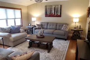 113 Lenore Ln, Centereach, NY 11720 - Photo 11