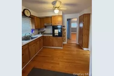 75 Lodge Avenue, Huntington Station, NY 11746 - Photo 3