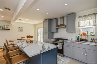 17 Goldsmith Avenue, Greenlawn, NY 11740 - Photo 9