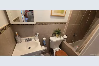 94-10 82nd Place, Ozone Park, NY 11416 - Photo 5