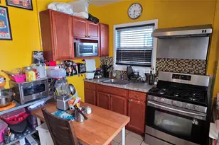 94-10 82nd Pl, Ozone Park, NY 11416 - Photo 7