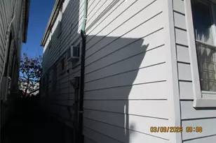 94-10 82nd Pl, Ozone Park, NY 11416 - Photo 3