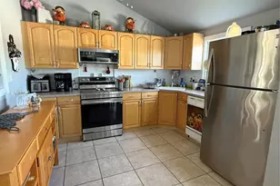 294 34th St, Lindenhurst, NY 11757 - Photo 5