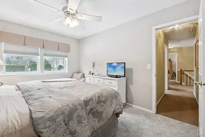 2 Robert Crescent, Stony Brook, NY 11790 - Photo 25