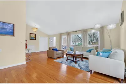 2314 Sultana Drive, Yorktown Heights, NY 10598 - Photo 7