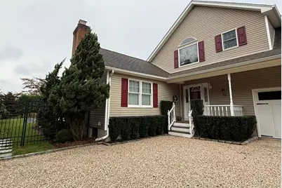 980 The Greenway, East Marion, NY 11939 - Photo 3