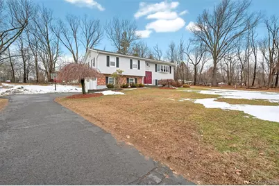 41 Montclair Avenue, Airmont, NY 10952 - Photo 3