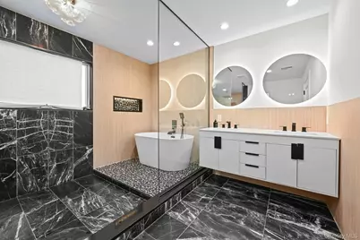 36 Foster Lane, Westbury, NY 11590 - Photo 21