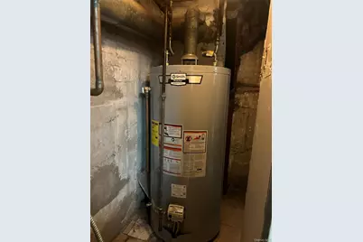 42-34 Ithaca Street, Elmhurst, NY 11373 - Photo 11