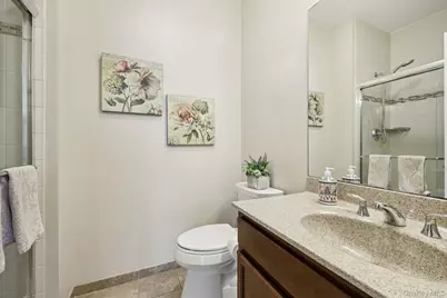 153 Stoneleigh Drive #153, Riverhead, NY 11901 - Photo 21