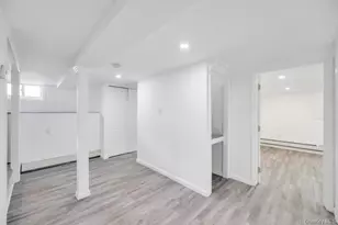 297 E Columbia St, Hempstead, NY 11550 - Photo 23