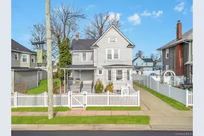 297 E Columbia Street, Hempstead, NY 11550 - Photo 1