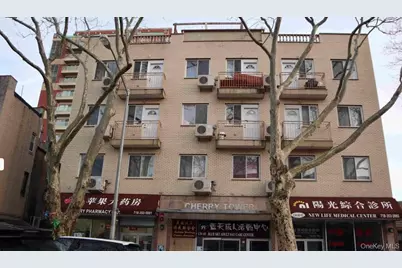 134-40 Cherry Avenue #4F, Flushing, NY 11355 - Photo 1
