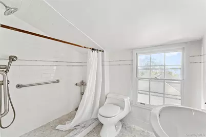 2 Oakwood Place, Scarsdale, NY 10583 - Photo 15