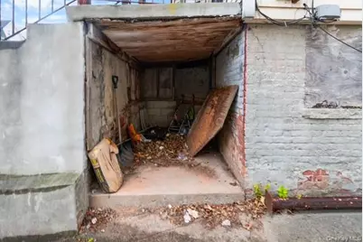 34 Dongan Street, New York, NY 10310 - Photo 13