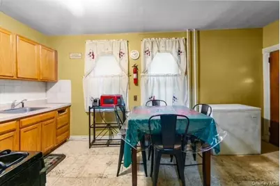 34 Dongan Street, New York, NY 10310 - Photo 15