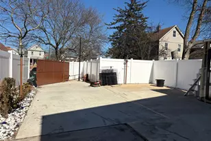 114-07 159th St, Jamaica, NY 11434 - Photo 29