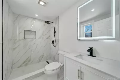 40 Durhamoc Lane, North Babylon, NY 11703 - Photo 31