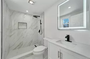 40 Durhamoc Ln, North Babylon, NY 11703 - Photo 31