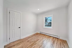 40 Durhamoc Ln, North Babylon, NY 11703 - Photo 25