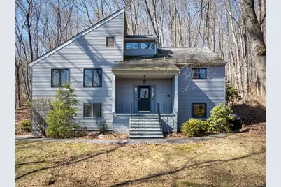 27 Mohawk Lane, Yorktown Heights, NY 10598 - Photo 1