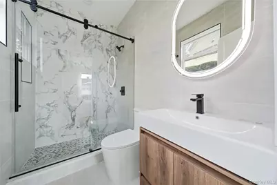 19 Arrow Lane, Hicksville, NY 11801 - Photo 25