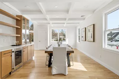 19 Arrow Lane, Hicksville, NY 11801 - Photo 17