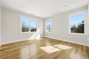 19 Arrow Ln, Hicksville, NY 11801 - Photo 27