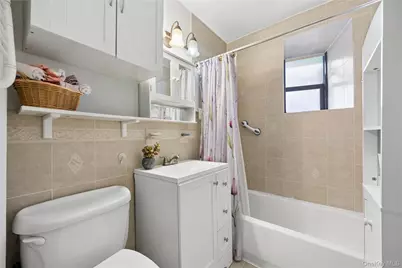 139-05 85th Drive #4B, Briarwood, NY 11435 - Photo 15