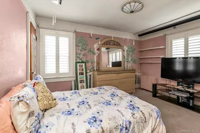 104 E. Melrose Street, Valley Stream, NY 11580 - Photo 15