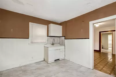 11735 133rd Street, Ozone Park, NY 11420 - Photo 15