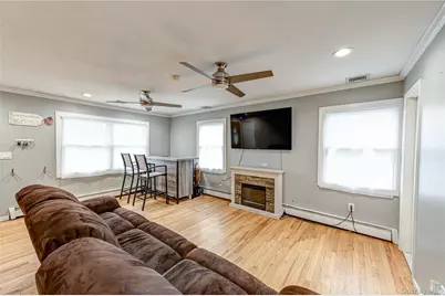 19 Fairview Place, Hauppauge, NY 11788 - Photo 9