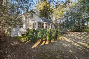 1692 Central St, Yorktown Heights, NY 10598 - Photo 27