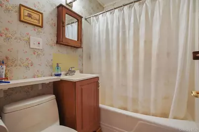 1692 Central Street, Yorktown Heights, NY 10598 - Photo 11