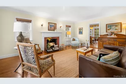 31 Bellingham Lane, Great Neck, NY 11023 - Photo 5